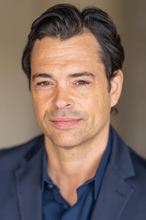 Steve Richard Harris photo