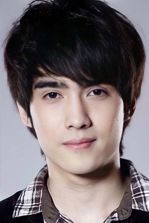 Steven Isarapong Fuhrer photo