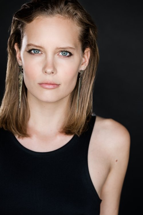 Summer Mastain photo