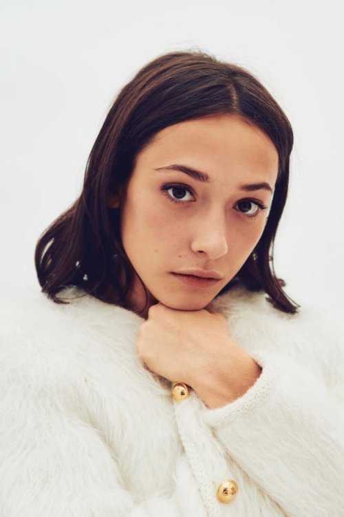 Suzanne Jouannet photo