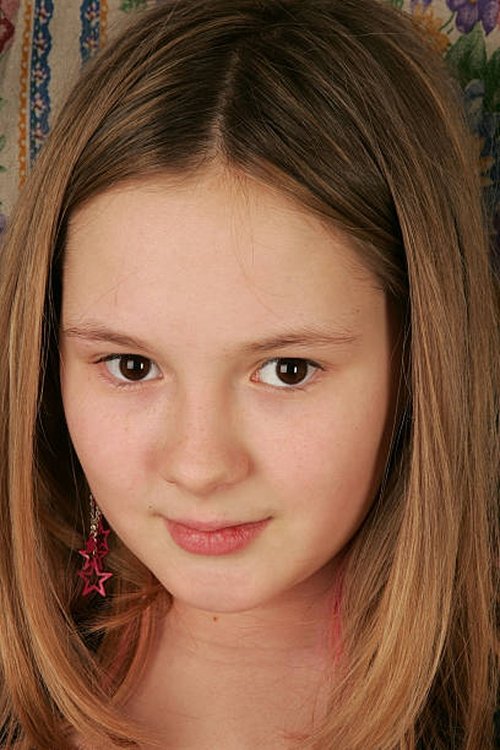 Tara Devon Gallagher photo