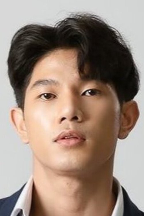 Thanasarn Mengbua photo