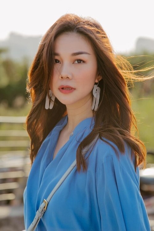 Thanh Hằng photo