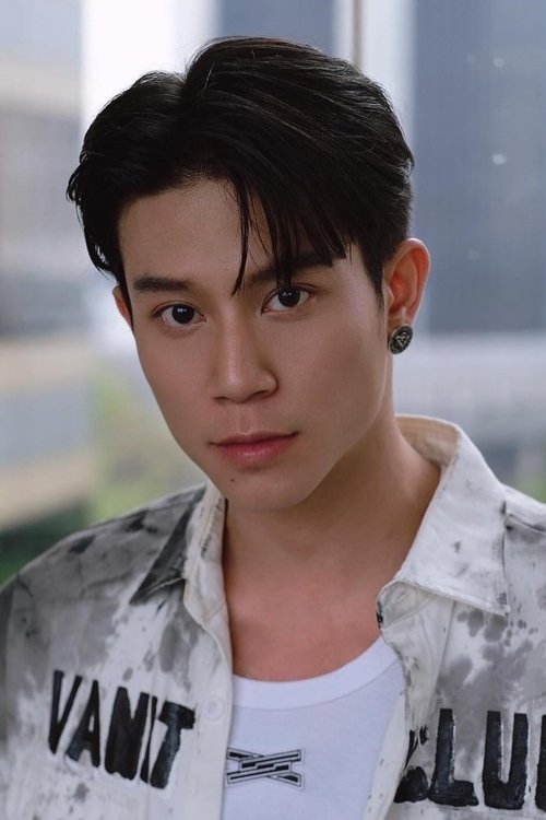 Thawatchanin Darayon photo