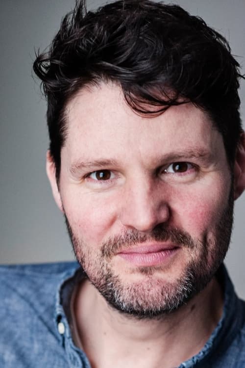 Theo Fraser Steele photo