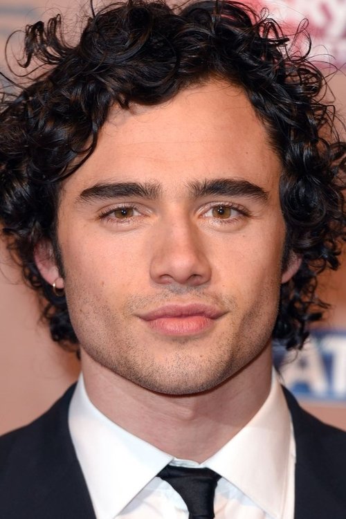 Toby Sebastian photo