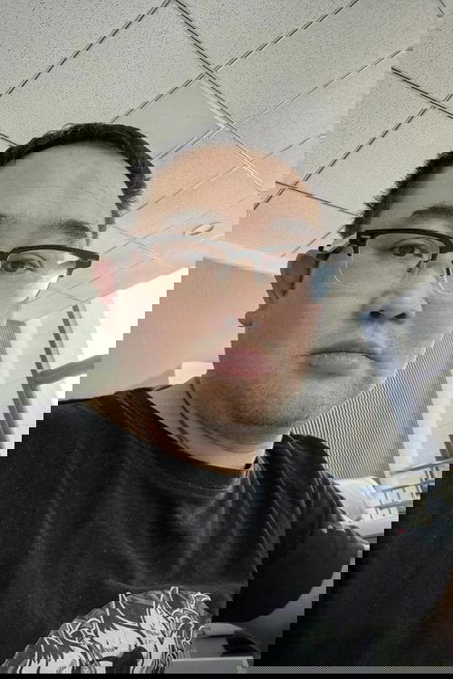 Profile image of TouXiong Shi