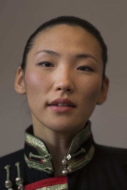 Uisenma Borchu photo