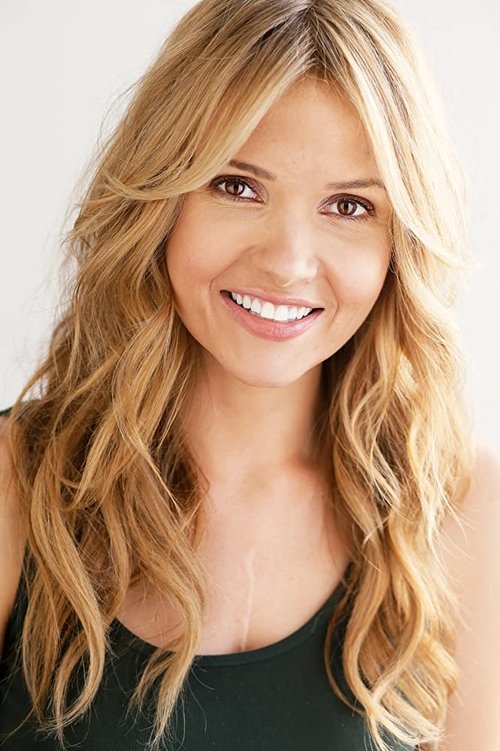 Valerie Azlynn photo