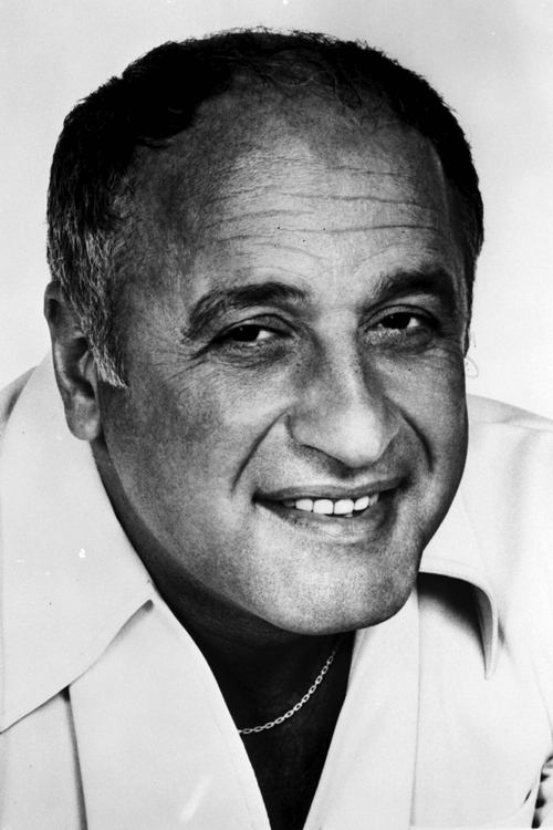 Vic Tayback photo