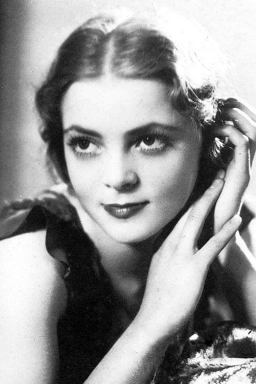 Victoria Hopper photo