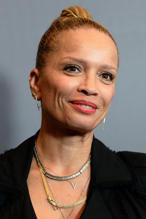 Victoria Mahoney photo