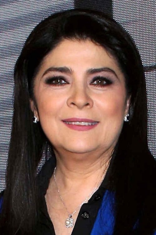 Victoria Ruffo photo