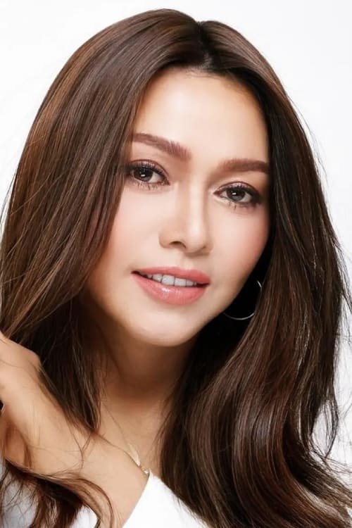 Vipavee Charoenpura photo