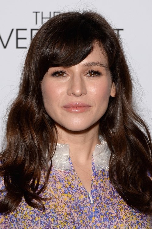Yael Stone photo