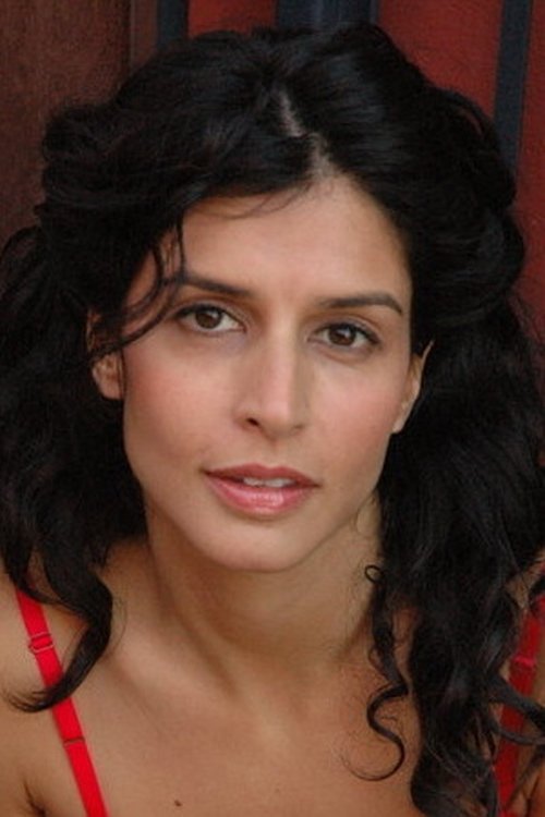 Yasmine Delawari photo