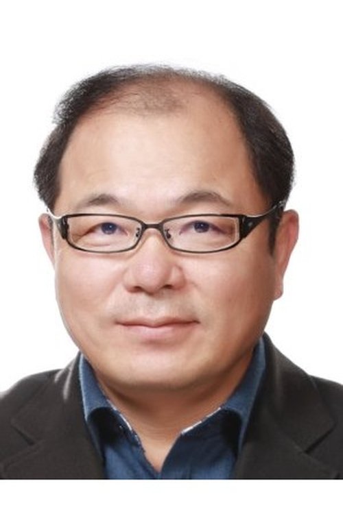 Yoo Hyung-gwan photo