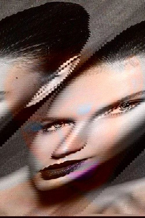 Yuliya Dzhulai photo