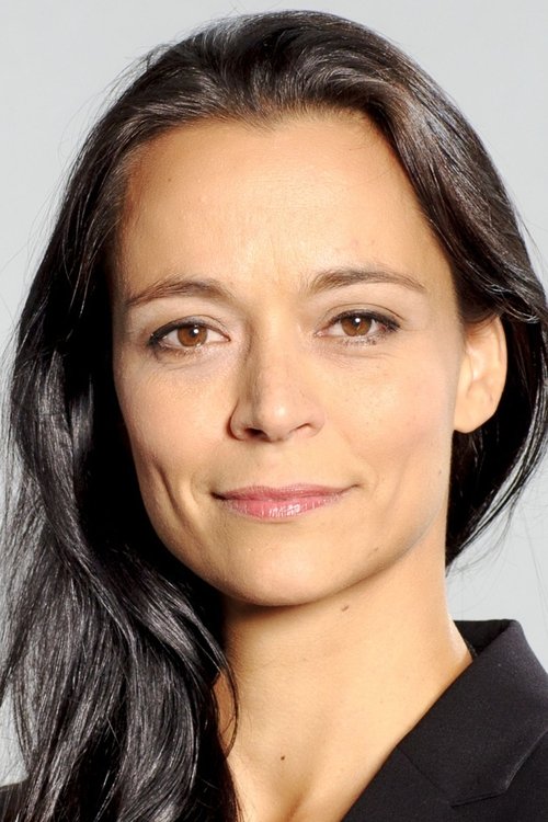 Yvonne De Bark photo